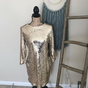 ◦ LULUS ◦ Gold sequin shift dress ✨NWT✨